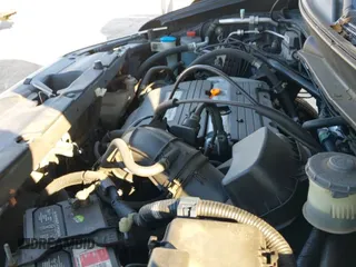 ✅ 2006 Honda Element LX • VIN: 5J6YH18356L010105 • Lot: 43491458. Wystawiony na IAAI z przebiegiem 123 845 mil. Bezpłatny archiwum sprzedaży aukcyjnych z USA i szczegółowy raport historii pojazdu na DreamBid. Zdjęcie 19.