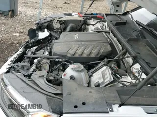 ✅ 2023 Audi Q5 Premium Plus • VIN: WA1BBAFY0P2008968 • Lot: 43554953. Wystawiony na IAAI z przebiegiem 56 065 mil. Bezpłatny archiwum sprzedaży aukcyjnych z USA i szczegółowy raport historii pojazdu na DreamBid. Zdjęcie 19.