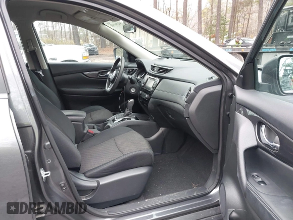✅ 2018 Nissan Rogue S • VIN: 5N1AT2MV7JC791426 • Lot: 44290713. Wystawiony na IAAI z przebiegiem 89 379 mil. Bezpłatny archiwum sprzedaży aukcyjnych z USA i szczegółowy raport historii pojazdu na DreamBid. Zdjęcie 5.