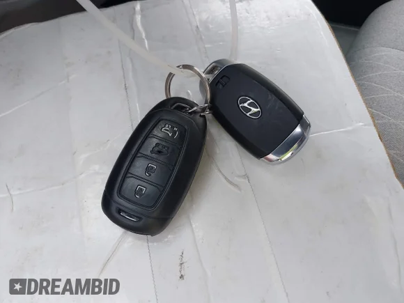✅ 2021 Hyundai Palisade SEL • VIN: KM8R24HE0MU318235 • Lot: 42428567. Wystawiony na IAAI z przebiegiem 39 243 mil. Bezpłatny archiwum sprzedaży aukcyjnych z USA i szczegółowy raport historii pojazdu na DreamBid. Zdjęcie 11.