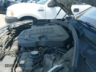 ✅ 2019 Land Rover Range Rover Velar R-Dynamic SE • VIN: SALYL2EX8KA784025 • Лот: 42786648. Опубликован ранее на IAAI с пробегом 75 780 миль. Бесплатный доступ к архиву аукционных продаж из США и подробный отчёт об истории автомобиля на DreamBid. Изображение 19.