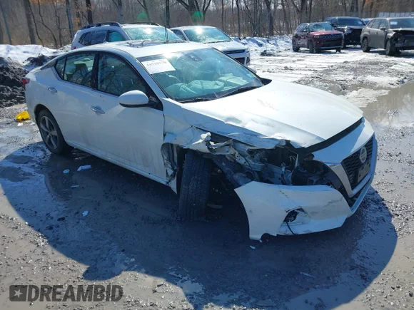 ✅ 2020 Nissan Altima SL • VIN: 1N4BL4EW2LN323774 • Lot: 44520570. Listed on IAAI with 63,048 mi. Free auction sales archive from the USA and detailed vehicle history report at DreamBid. Image 1.