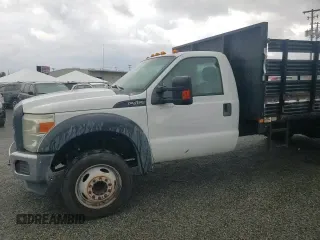 ✅ 2014 Ford F-450 XL • VIN: 1FDUF4GY0EEB74224 • Lot: 79228464. Wystawiony na Copart z przebiegiem 135 233 mil. Bezpłatny archiwum sprzedaży aukcyjnych z USA i szczegółowy raport historii pojazdu na DreamBid. Zdjęcie 13.