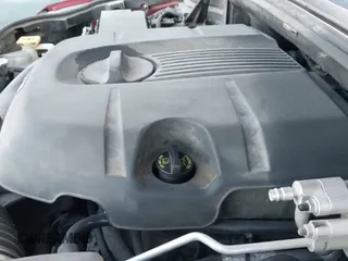 ✅ 2015 Jeep Grand Cherokee High Altitude • VIN: 1C4RJECG9FC841302 • Lot: 43465423. Wystawiony na IAAI z przebiegiem 141 294 mil. Bezpłatny archiwum sprzedaży aukcyjnych z USA i szczegółowy raport historii pojazdu na DreamBid. Zdjęcie 19.