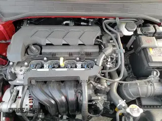 ✅ 2021 Hyundai Venue SEL • VIN: KMHRC8A3XMU125796 • Lot: 83298654. Listed on Copart with 13,683 mi. Free auction sales archive from the USA and detailed vehicle history report at DreamBid. Image 16.