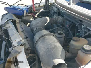 ✅ 2004 Ford F-150 XL • VIN: 1FTRF12W44NC19596 • Lot: 42184605. Wystawiony na IAAI z przebiegiem 100 961 mil. Bezpłatny archiwum sprzedaży aukcyjnych z USA i szczegółowy raport historii pojazdu na DreamBid. Zdjęcie 13.