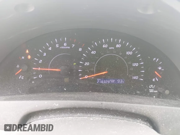 ✅ 2010 Toyota Camry LE • VIN: 4T1BF3EK9AU522764 • Lot: 45162724. Wystawiony na IAAI z przebiegiem 218 329 mil. Bezpłatny archiwum sprzedaży aukcyjnych z USA i szczegółowy raport historii pojazdu na DreamBid. Zdjęcie 7.