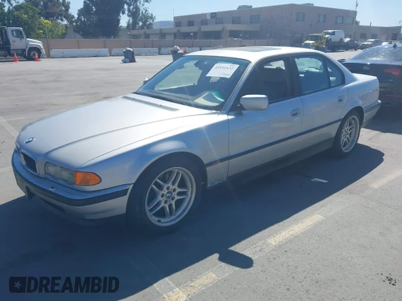 ✅ 2000 BMW 7 Series 740i • VIN: WBAGG834XYDN80222 • Лот: 45151432. Опубліковано раніше на IAAI з пробігом 268 868 миль. Безкоштовний доступ до архіву аукціонних продажів зі США та докладний звіт про історію автомобіля на DreamBid. Зображення 2.