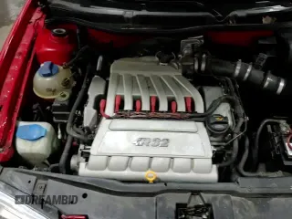 ✅ 2004 Volkswagen R32 • VIN: WVWKG61JX4D099469 • Лот: 83671254. Опубликован ранее на Copart с пробегом 198 999 миль. Бесплатный доступ к архиву аукционных продаж из США и подробный отчёт об истории автомобиля на DreamBid. Изображение 13.