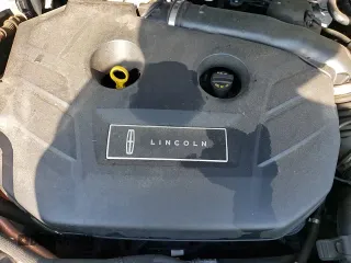 ✅ 2018 Lincoln MKC Reserve • VIN: 5LMTJ3DHXJUL01602 • Lot: 66268105. Wystawiony na Copart z przebiegiem 36 759 mil. Bezpłatny archiwum sprzedaży aukcyjnych z USA i szczegółowy raport historii pojazdu na DreamBid. Zdjęcie 16.