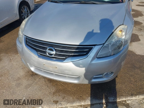 ✅ 2010 Nissan Altima S • VIN: 1N4AL2AP5AN560917 • Lot: 44161439. Wystawiony na IAAI z przebiegiem 147 074 mil. Bezpłatny archiwum sprzedaży aukcyjnych z USA i szczegółowy raport historii pojazdu na DreamBid. Zdjęcie 6.