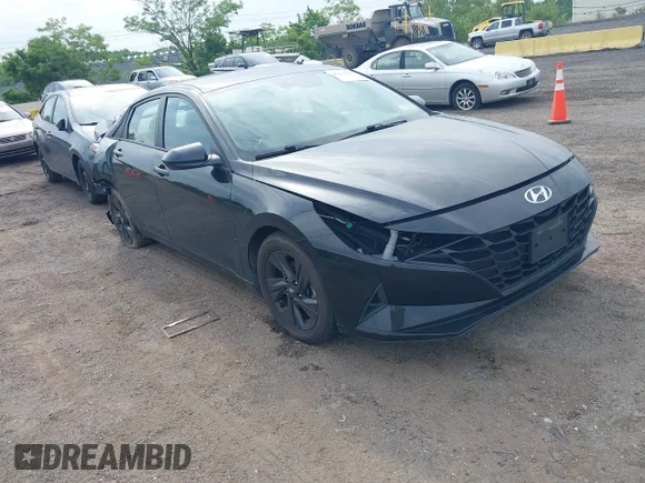 ✅ 2021 Hyundai Elantra SEL • VIN: 5NPLM4AG2MH002426 • Лот: 45181696. Опубліковано раніше на IAAI з пробігом 97 089 миль. Безкоштовний доступ до архіву аукціонних продажів зі США та докладний звіт про історію автомобіля на DreamBid. Зображення 1.