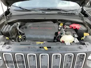 ✅ 2018 Jeep Renegade Latitude • VIN: ZACCJABB0JPJ04849 • Lot: 93230695. Listed on Copart with 135,649 mi. Free auction sales archive from the USA and detailed vehicle history report at DreamBid. Image 13.