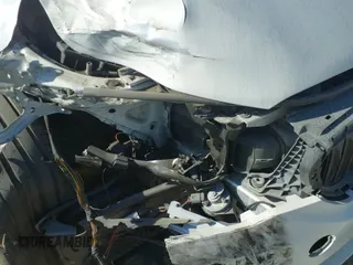 ✅ 2019 BMW 5 Series 530i • VIN: WBAJA5C52KWA57922 • Lot: 40896802. Listed on IAAI with 60,562 mi. Free auction sales archive from the USA and detailed vehicle history report at DreamBid. Image 22.