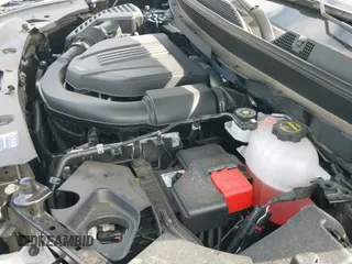 ✅ 2025 Buick Enclave Preferred • VIN: 5GAERARS1SJ217142 • Lot: 42396023. Listed on IAAI with 7,957 mi. Free auction sales archive from the USA and detailed vehicle history report at DreamBid. Image 19.