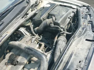 ✅ 2002 Volvo V70 • VIN: YV1SZ58D621050122 • Лот: 42915179. Опубликован ранее на IAAI с пробегом 240 231 миль. Бесплатный доступ к архиву аукционных продаж из США и подробный отчёт об истории автомобиля на DreamBid. Изображение 12.