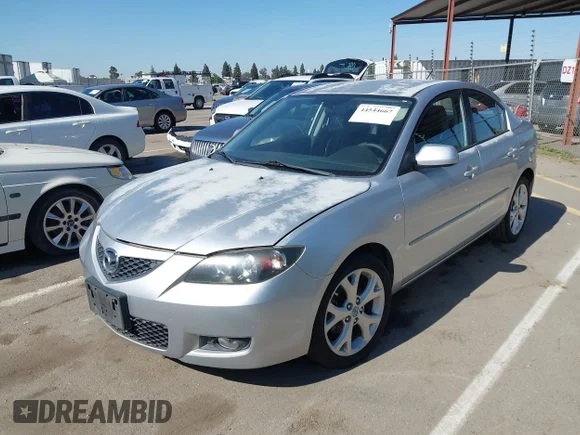 ✅ 2008 Mazda 3 i Touring Value • VIN: JM1BK32G081139257 • Лот: 44544667. Опубліковано раніше на IAAI з пробігом 143 253 миль. Безкоштовний доступ до архіву аукціонних продажів зі США та докладний звіт про історію автомобіля на DreamBid. Зображення 2.