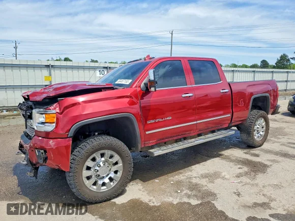 ✅ 2019 GMC Sierra 2500HD Denali • VIN: 1GT12SEY5KF246504 • Lot: 50467166. Wystawiony na Copart z przebiegiem 288 115 mil. Bezpłatny archiwum sprzedaży aukcyjnych z USA i szczegółowy raport historii pojazdu na DreamBid. Zdjęcie 1.