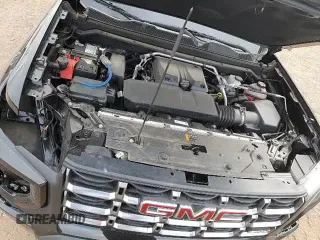 ✅ 2024 GMC Canyon 4WD AT4 • VIN: 1GTP6DEK5R1271996 • Lot: 90951275. Wystawiony na Copart z przebiegiem 9 310 mil. Bezpłatny archiwum sprzedaży aukcyjnych z USA i szczegółowy raport historii pojazdu na DreamBid. Zdjęcie 13.