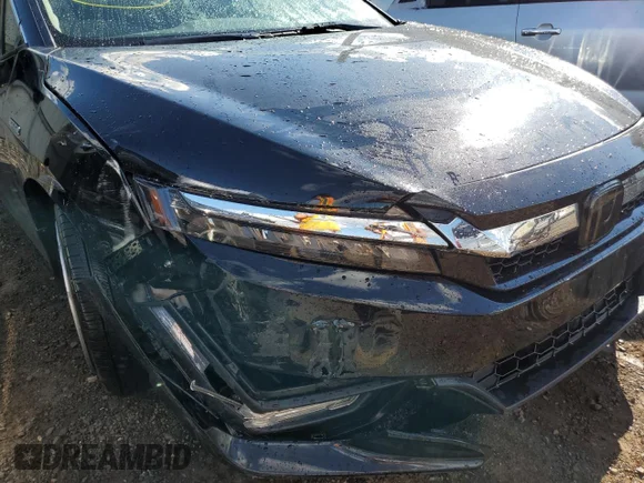 ✅ 2018 Honda Clarity Touring • VIN: JHMZC5F37JC016191 • Lot: 57455632. Wystawiony na Copart z przebiegiem Nie podano. Bezpłatny archiwum sprzedaży aukcyjnych z USA i szczegółowy raport historii pojazdu na DreamBid. Zdjęcie 9.