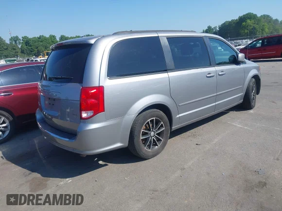✅ 2016 Dodge Grand Caravan R/T • VIN: 2C4RDGEG3GR335635 • Lot: 45146374. Wystawiony na IAAI z przebiegiem 234 023 mil. Bezpłatny archiwum sprzedaży aukcyjnych z USA i szczegółowy raport historii pojazdu na DreamBid. Zdjęcie 4.