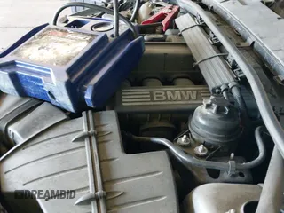 ✅ 2011 BMW 3 Series 328i • VIN: WBAPH5G53BNN59051 • Lot: 42923174. Wystawiony na IAAI z przebiegiem 156 517 mil. Bezpłatny archiwum sprzedaży aukcyjnych z USA i szczegółowy raport historii pojazdu na DreamBid. Zdjęcie 20.