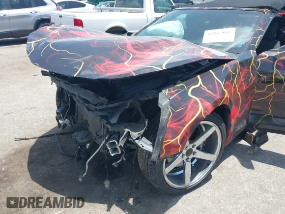 ✅ 2018 Chevrolet Camaro 1LT • VIN: 1G1FB3DS0J0122420 • Lot: 42547843. Wystawiony na IAAI z przebiegiem Nie podano. Bezpłatny archiwum sprzedaży aukcyjnych z USA i szczegółowy raport historii pojazdu na DreamBid. Zdjęcie 6.