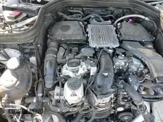 ✅ 2022 Mercedes-Benz GLC 43 AMG • VIN: W1N0G6EB9NV394299 • Лот: 52884315. Опубликован ранее на Copart с пробегом Не указан. Бесплатный доступ к архиву аукционных продаж из США и подробный отчёт об истории автомобиля на DreamBid. Изображение 16.