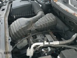 ✅ 2006 Saturn VUE • VIN: 5GZCZ33DX6S897763 • Lot: 42091466. Wystawiony na IAAI z przebiegiem 80 020 mil. Bezpłatny archiwum sprzedaży aukcyjnych z USA i szczegółowy raport historii pojazdu na DreamBid. Zdjęcie 19.