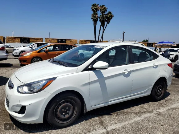 ✅ 2013 Hyundai Accent GLS • VIN: KMHCT4AE2DU434341 • Лот: 56311076. Опубликован ранее на Copart с пробегом 227 513 миль. Бесплатный доступ к архиву аукционных продаж из США и подробный отчёт об истории автомобиля на DreamBid. Изображение 1.