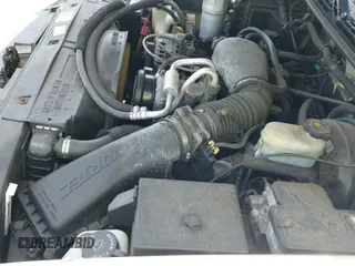 ✅ 2000 GMC Jimmy Diamond Edition Luxury • VIN: 1GKDT13W9Y2382323 • Lot: 42370022. Wystawiony na IAAI z przebiegiem 140 023 mil. Bezpłatny archiwum sprzedaży aukcyjnych z USA i szczegółowy raport historii pojazdu na DreamBid. Zdjęcie 12.