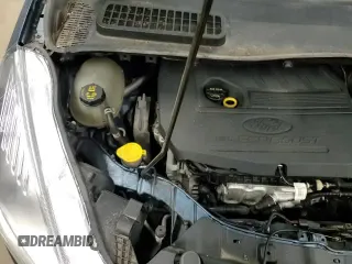 2018 Ford Escape SE z VIN 1FMCU9GD3JUB65853, wystawiony jako Copart lot #89906335 z przebiegiem 143 377 mil mil oraz Czysty tytuł • Clean title. Historia ofert i sprzedaży dostępna na DreamBid. Obrazek 13.