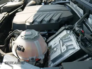 ✅ 2024 Audi Q5 Sportback S line Premium Plus • VIN: WA15AAFY3R2138424 • Лот: 42184784. Опубликован ранее на IAAI с пробегом 4 635 миль. Бесплатный доступ к архиву аукционных продаж из США и подробный отчёт об истории автомобиля на DreamBid. Изображение 19.