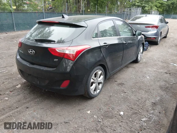✅ 2013 Hyundai Elantra • VIN: KMHD35LE0DU131095 • Lot: 45163596. Wystawiony na IAAI z przebiegiem 198 446 mil. Bezpłatny archiwum sprzedaży aukcyjnych z USA i szczegółowy raport historii pojazdu na DreamBid. Zdjęcie 4.