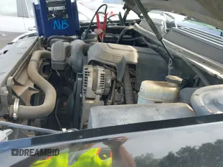 ✅ 2013 GMC Yukon XL SLT • VIN: 1GKS1KE03DR123940 • Лот: 42818808. Опубликован ранее на IAAI с пробегом 296 046 миль. Бесплатный доступ к архиву аукционных продаж из США и подробный отчёт об истории автомобиля на DreamBid. Изображение 18.