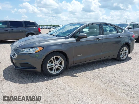 ✅ 2018 Ford Fusion S • VIN: 3FA6P0UUXJR261632 • Лот: 45218926. Опубликован ранее на IAAI с пробегом 38 149 миль. Бесплатный доступ к архиву аукционных продаж из США и подробный отчёт об истории автомобиля на DreamBid. Изображение 2.