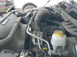 ✅ 2021 Ram 1500 Tradesman • VIN: 1C6RR6FT6MS524871 • Lot: 42901756. Wystawiony na IAAI z przebiegiem 77 098 mil. Bezpłatny archiwum sprzedaży aukcyjnych z USA i szczegółowy raport historii pojazdu na DreamBid. Zdjęcie 19.