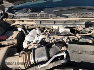 ✅ 2025 Chevrolet Silverado 2500HD Custom • VIN: 1GC4KMEY6SF208109 • Лот: 84414735. Опубликован ранее на Copart с пробегом 16 670 миль. Бесплатный доступ к архиву аукционных продаж из США и подробный отчёт об истории автомобиля на DreamBid. Изображение 13.