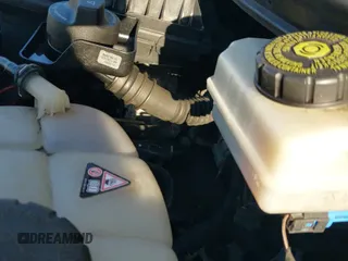 ✅ 2017 Mercedes-Benz Metris Cargo • VIN: WD3PG2EAXH3227627 • Lot: 43054948. Wystawiony na IAAI z przebiegiem 245 938 mil. Bezpłatny archiwum sprzedaży aukcyjnych z USA i szczegółowy raport historii pojazdu na DreamBid. Zdjęcie 20.