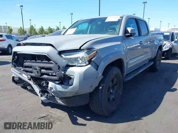 ✅ 2021 Toyota Tacoma SR5 • VIN: 3TMBZ5DN2MM031366 • Lot: 43188864. Wystawiony na IAAI z przebiegiem 63 380 mil. Bezpłatny archiwum sprzedaży aukcyjnych z USA i szczegółowy raport historii pojazdu na DreamBid. Zdjęcie 2.