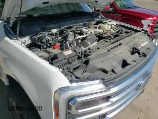 ✅ 2023 Ford F-350 XL • VIN: 1FT8W3BM6PED65198 • Lot: 63499565. Wystawiony na Copart z przebiegiem 33 527 mil. Bezpłatny archiwum sprzedaży aukcyjnych z USA i szczegółowy raport historii pojazdu na DreamBid. Zdjęcie 13.