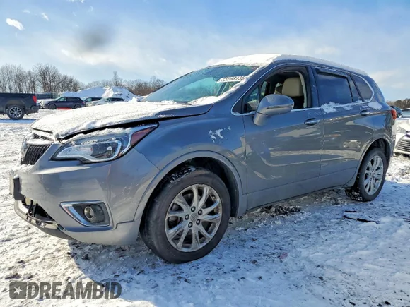 ✅ 2019 Buick Envision Preferred • VIN: LRBFX1SA7KD043018 • Lot: 73268135. Wystawiony na Copart z przebiegiem 134 344 mil. Bezpłatny archiwum sprzedaży aukcyjnych z USA i szczegółowy raport historii pojazdu na DreamBid. Zdjęcie 1.