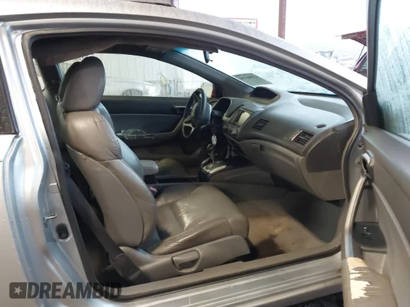 ✅ 2008 Honda Civic EX-L • VIN: 2HGFG129X8H517838 • Lot: 43866104. Wystawiony na IAAI z przebiegiem 246 065 mil. Bezpłatny archiwum sprzedaży aukcyjnych z USA i szczegółowy raport historii pojazdu na DreamBid. Zdjęcie 5.