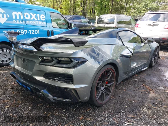 ✅ 2024 Chevrolet Corvette 3LZ • VIN: 1G1YF3D34R5602769 • Lot: 43286679. Wystawiony na IAAI z przebiegiem 12 442 mil. Bezpłatny archiwum sprzedaży aukcyjnych z USA i szczegółowy raport historii pojazdu na DreamBid. Zdjęcie 4.