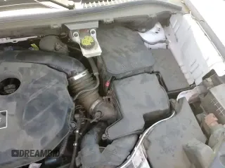 ✅ 2017 Lincoln MKC Select • VIN: 5LMTJ2DH8HUL34859 • Lot: 69694805. Wystawiony na Copart z przebiegiem 72 945 mil. Bezpłatny archiwum sprzedaży aukcyjnych z USA i szczegółowy raport historii pojazdu na DreamBid. Zdjęcie 13.