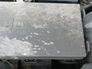 ✅ 2014 Ford Explorer XLT • VIN: 1FM5K8D8XEGB27573 • Lot: 43737812. Wystawiony na IAAI z przebiegiem 251 949 mil. Bezpłatny archiwum sprzedaży aukcyjnych z USA i szczegółowy raport historii pojazdu na DreamBid. Zdjęcie 19.