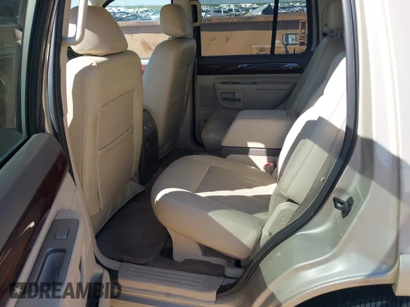 ✅ 2004 Lincoln Aviator Luxury • VIN: 5LMEU68HX4ZJ23967 • Lot: 43101883. Listed on IAAI with 231,748 mi. Free auction sales archive from the USA and detailed vehicle history report at DreamBid. Image 8.