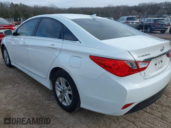 ✅ 2014 Hyundai Sonata GLS • VIN: 5NPEB4AC4EH855827 • Lot: 44526911. Wystawiony na IAAI z przebiegiem 206 696 mil. Bezpłatny archiwum sprzedaży aukcyjnych z USA i szczegółowy raport historii pojazdu na DreamBid. Zdjęcie 3.