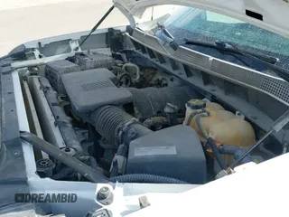 ✅ 2021 Chevrolet Silverado 1500 Work Truck • VIN: 1GCRYAEF2MZ354624 • Lot: 43484384. Wystawiony na IAAI z przebiegiem 56 732 mil. Bezpłatny archiwum sprzedaży aukcyjnych z USA i szczegółowy raport historii pojazdu na DreamBid. Zdjęcie 18.