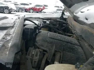 ✅ 2015 Chevrolet Silverado 2500HD Work Truck • VIN: 1GB2CUEG4FZ131745 • Lot: 41293213. Listed on IAAI with 236,044 mi. Free auction sales archive from the USA and detailed vehicle history report at DreamBid. Image 19.